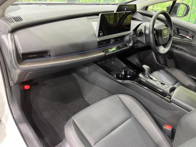 プリウス Z 4WD ガラスルーフ 純正12インチナビ 全周囲カメラ 寒冷地仕様 100V電源 セーフティセンス レーダークルーズ 禁煙車 合皮シート シートベンチレーション パワーシート コーナーセンサ-(63枚目)