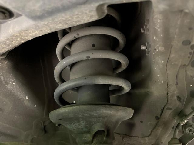 スペーシアカスタムZ ターボ 4WD ターボ 両側電動ドア メモリーナビ 全周囲カメラ デュアルカメラブレーキサポート 禁煙車 シートヒーター スマートキー HIDヘッド ビルトインETC クルコン 車線逸脱警報 誤発進抑制機能(20枚目)