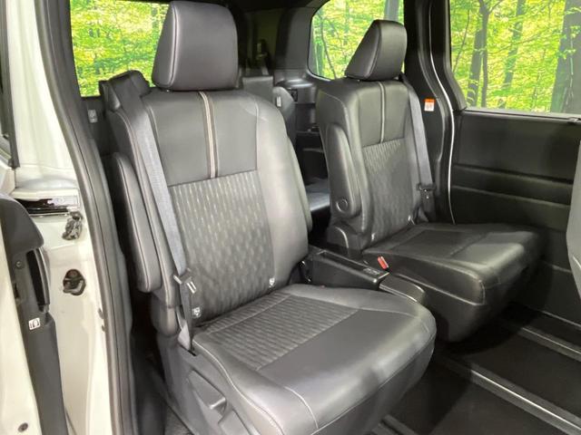 ノア S-Z 4WD 両側電動ドア 10.5インチディスプレイオーディオ バックカメラ 寒冷地仕様 セーフティセンス レーダークルーズ 禁煙車 ハーフレザーシート コーナーセンサー スマートキー LEDヘッド(9枚目)