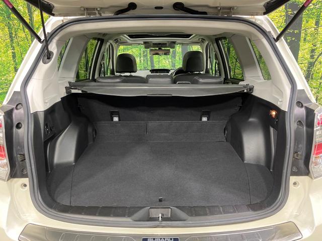 フォレスター 2.0XT アイサイト 4WD ターボ サンルーフ STIエアロ 純正ナビ バックカメラ アイサイトVer3 レーダークルーズ 禁煙車 ハーフレザーシート ドラレコ スマートキー LEDヘッド ETC 純正18インチAW(10枚目)