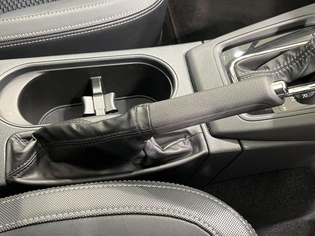 フォレスター 2.0XT アイサイト 4WD ターボ サンルーフ STIエアロ 純正ナビ バックカメラ アイサイトVer3 レーダークルーズ 禁煙車 ハーフレザーシート ドラレコ スマートキー LEDヘッド ETC 純正18インチAW(60枚目)