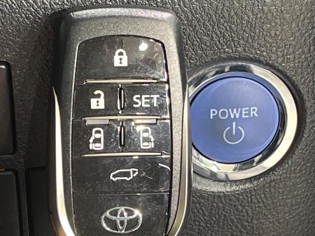 アルファードハイブリッド ＳＲ　Ｃパッケージ　４ＷＤ　寒冷地仕様　両側電動ドア　純正９インチディスプレイオーディオ　後席モニター　バックカメラ　ＡＣ１００Ｖ電源　セーフティーセンス　レーダークルーズ　禁煙車　パワーバックドア　合皮シート（40枚目）