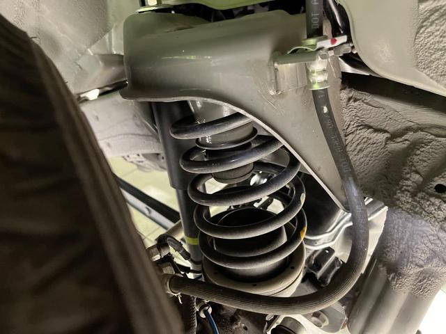 ジムニー ＸＣ　４ＷＤ　ターボ　純正ナビ　バックカメラ　セーフティサポート　禁煙車　シートヒーター　コーナーセンサー　スマートキー　ＬＥＤヘッド　クルコン　純正１６インチＡＷ　オートハイビーム　車線逸脱警報（21枚目）