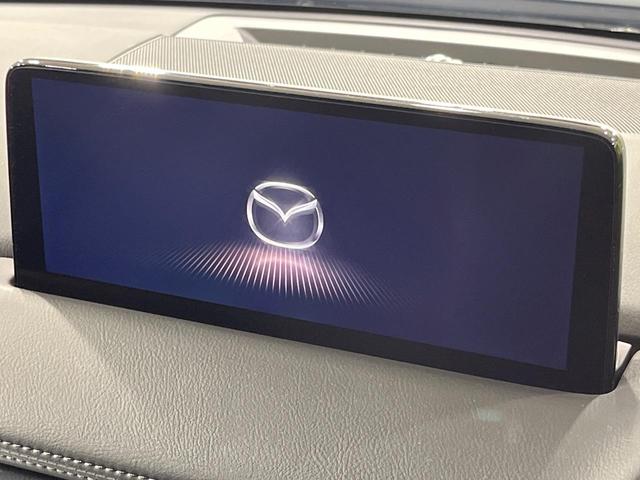 ＣＸ－８ ＸＤ　ブラックトーンエディション　４ＷＤ　ディーゼル（軽油）　１０．２５インチ純正ナビ　全周囲カメラ　ＢＯＳＥサウンド　アドバンスドスマートシティブレーキサポート　レーダークルーズ　禁煙車　電動リアゲート　ドラレコ　コーナーセンサー（3枚目）