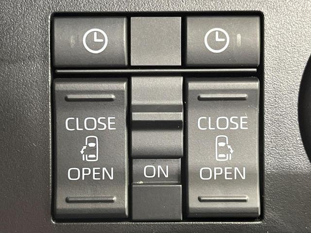 ルーミー カスタムＧ　４ＷＤ　両側電動ドア　ＳＤナビ　バックカメラ　寒冷地仕様　スマートアシスト　レーダークルーズ　禁煙車　コーナーセンサー　スマートキー　ＬＥＤヘッド　ＥＴＣ　純正１４インチアルミ　オートハイビーム（5枚目）