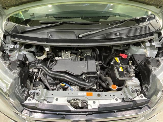 ルーミー カスタムＧ　４ＷＤ　両側電動ドア　ＳＤナビ　バックカメラ　寒冷地仕様　スマートアシスト　レーダークルーズ　禁煙車　コーナーセンサー　スマートキー　ＬＥＤヘッド　ＥＴＣ　純正１４インチアルミ　オートハイビーム（18枚目）