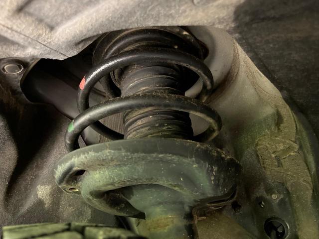 RAV4 ハイブリッドG 4WD 純正SDナビ バックカメラ 寒冷地仕様 100V電源 セーフティセンス レーダークルーズ 禁煙車 電動リアゲート レザーシート パワーシート ドラレコ コーナーセンサー スマートキー(20枚目)