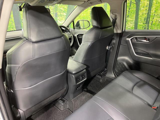 RAV4 ハイブリッドG 4WD 純正SDナビ バックカメラ 寒冷地仕様 100V電源 セーフティセンス レーダークルーズ 禁煙車 電動リアゲート レザーシート パワーシート ドラレコ コーナーセンサー スマートキー(53枚目)