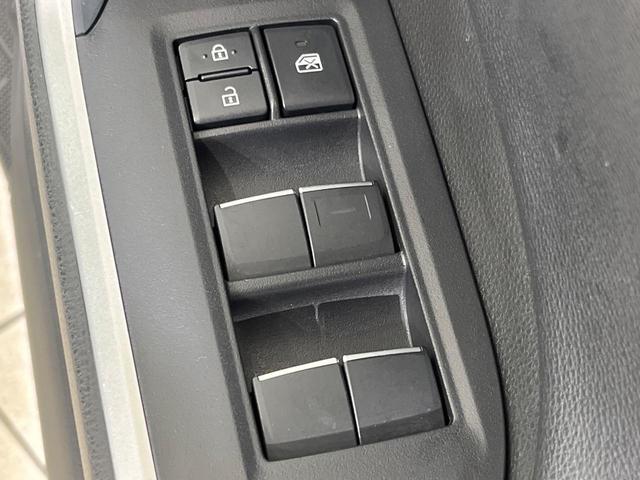 RAV4 ハイブリッドG 4WD 純正SDナビ バックカメラ 寒冷地仕様 100V電源 セーフティセンス レーダークルーズ 禁煙車 電動リアゲート レザーシート パワーシート ドラレコ コーナーセンサー スマートキー(63枚目)