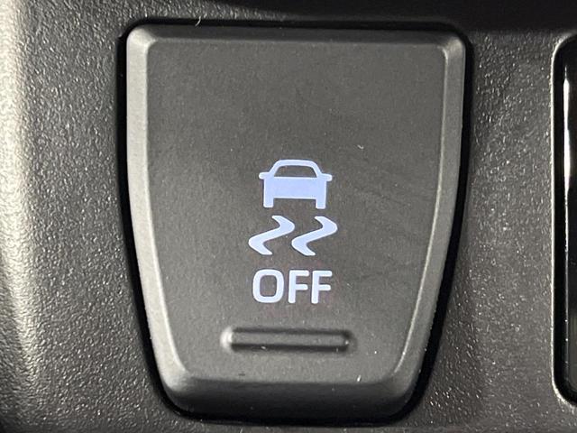 RAV4 ハイブリッドG 4WD 純正SDナビ バックカメラ 寒冷地仕様 100V電源 セーフティセンス レーダークルーズ 禁煙車 電動リアゲート レザーシート パワーシート ドラレコ コーナーセンサー スマートキー(71枚目)