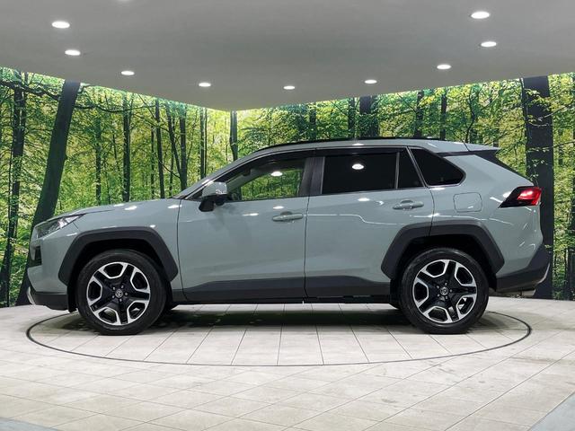 RAV4 アドベンチャー 4WD 純正9インチSDナビ バックカメラ セーフティセンス レーダークルーズ 禁煙車 黒皮合皮レザーシート パワーシート ドラレコ スマートキー LEDヘッド ビルトインETC 純正19インチアルミ(27枚目)