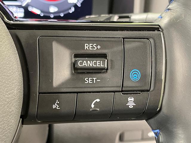 エクストレイル オーテック　ｅ－４ＯＲＣＥ　４ＷＤ　１２．３型メーカーナビ　全周囲カメラ　３６０度セーフティアシスト　禁煙車　レザーシート　ドラレコ　コーナーセンサー　スマートキー　ＬＥＤヘッド　ビルトインＥＴＣ　車線逸脱警報（6枚目）