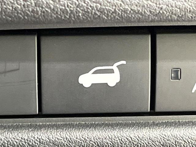 エクストレイル オーテック　ｅ－４ＯＲＣＥ　４ＷＤ　１２．３型メーカーナビ　全周囲カメラ　３６０度セーフティアシスト　禁煙車　レザーシート　ドラレコ　コーナーセンサー　スマートキー　ＬＥＤヘッド　ビルトインＥＴＣ　車線逸脱警報（7枚目）