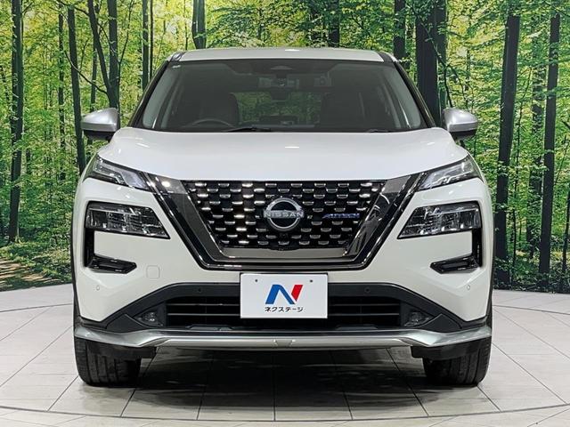 エクストレイル オーテック　ｅ－４ＯＲＣＥ　４ＷＤ　１２．３型メーカーナビ　全周囲カメラ　３６０度セーフティアシスト　禁煙車　レザーシート　ドラレコ　コーナーセンサー　スマートキー　ＬＥＤヘッド　ビルトインＥＴＣ　車線逸脱警報（14枚目）