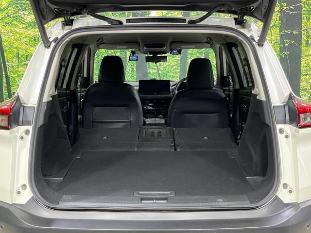 エクストレイル オーテック　ｅ－４ＯＲＣＥ　４ＷＤ　１２．３型メーカーナビ　全周囲カメラ　３６０度セーフティアシスト　禁煙車　レザーシート　ドラレコ　コーナーセンサー　スマートキー　ＬＥＤヘッド　ビルトインＥＴＣ　車線逸脱警報（52枚目）