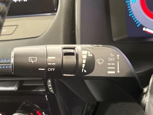 エクストレイル オーテック　ｅ－４ＯＲＣＥ　４ＷＤ　１２．３型メーカーナビ　全周囲カメラ　３６０度セーフティアシスト　禁煙車　レザーシート　ドラレコ　コーナーセンサー　スマートキー　ＬＥＤヘッド　ビルトインＥＴＣ　車線逸脱警報（64枚目）