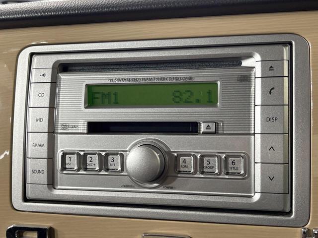 アルトラパン Ｇ　エディション　４ＷＤ　禁煙車　シートヒーター　１３インチアルミ　オーディオ　ＣＤ／ＭＤ再生　ヘッドライトレベライザー　アイボリーインテリア　電動格納ドアミラー（5枚目）