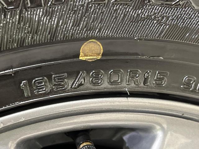 ジムニーシエラ ＪＣ　４ＷＤ　ＭＴ車　セーフティサポート　クルコン　禁煙車　スマートキー　ＬＥＤヘッド　ビルトインＥＴＣ　オートハイビーム　オートライト　オートエアコン　純正革巻きハンドル　ヘッドライトウォッシャー（31枚目）