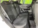 後部座席も気になるようなキズ・汚れやへたり等、大きなダメージはなく、良好な状態です。