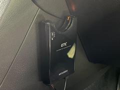 【ＥＴＣ】高速道路の料金所をストレスなく通過！話題のスポットやサービスエリアに多い「スマートIntercooler」利用時は必須のアイテムです。当店でセットアップを実施、ご納車当日からすぐにご利用いただけます！ 6