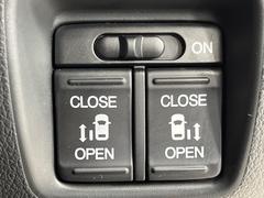 ξ¦ѥ饤ɥɥۥޡȥ䱿žʤΥåǸξ¦饤ɥɥγĤǽưϤƥɥ򳫤ɬפ̵ʤͤǤñ˳ĤǤŬǤ 3