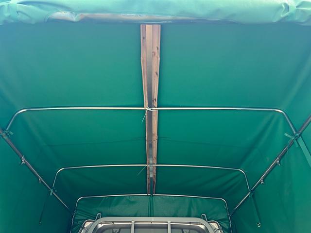 NT100クリッパートラック 幌車 走行距離1000km台 禁煙車 MT5速 AC ライトレベライザー Wエアバッグ(11枚目)