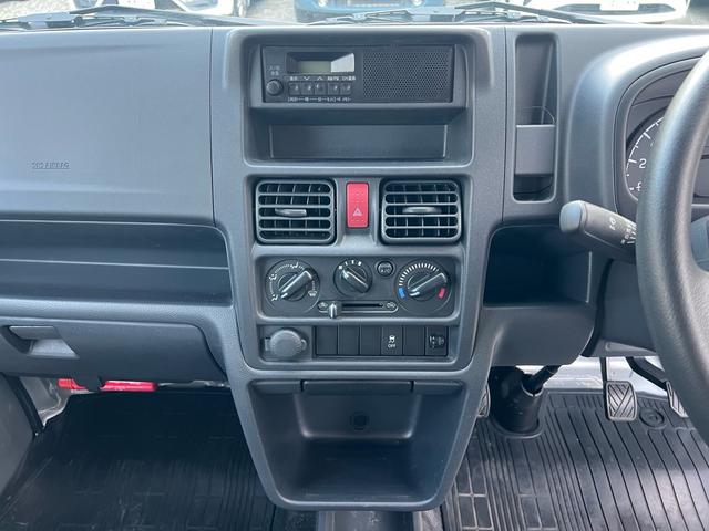 NT100クリッパートラック 幌車 走行距離1000km台 禁煙車 MT5速 AC ライトレベライザー Wエアバッグ(26枚目)
