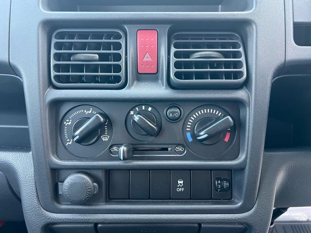 NT100クリッパートラック 幌車 走行距離1000km台 禁煙車 MT5速 AC ライトレベライザー Wエアバッグ(27枚目)