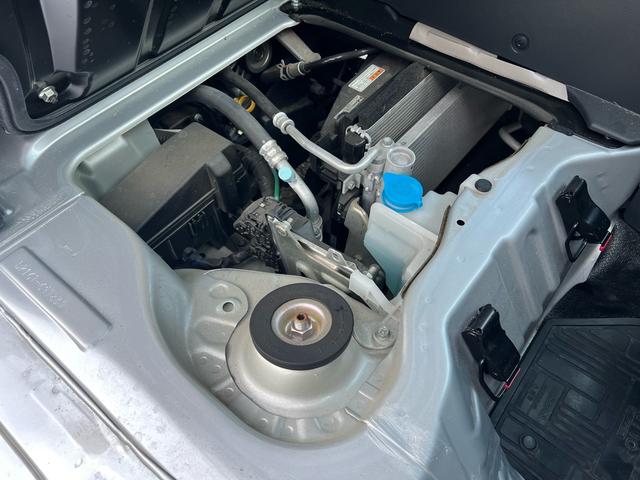 NT100クリッパートラック 幌車 走行距離1000km台 禁煙車 MT5速 AC ライトレベライザー Wエアバッグ(34枚目)