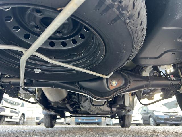 NT100クリッパートラック 幌車 走行距離1000km台 禁煙車 MT5速 AC ライトレベライザー Wエアバッグ(39枚目)