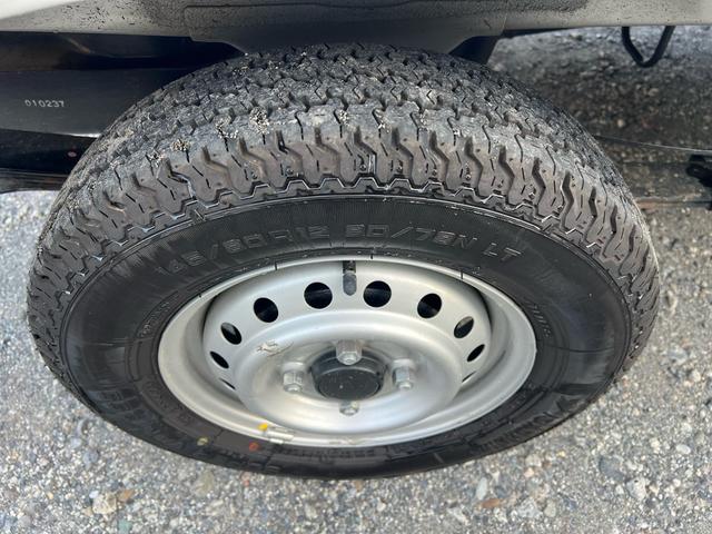 NT100クリッパートラック 幌車 走行距離1000km台 禁煙車 MT5速 AC ライトレベライザー Wエアバッグ(43枚目)