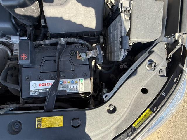 ＲＡＶ４ Ｘリミテッド　夏冬タイヤ　ナビバックカメラ　ＥＴＣ（22枚目）