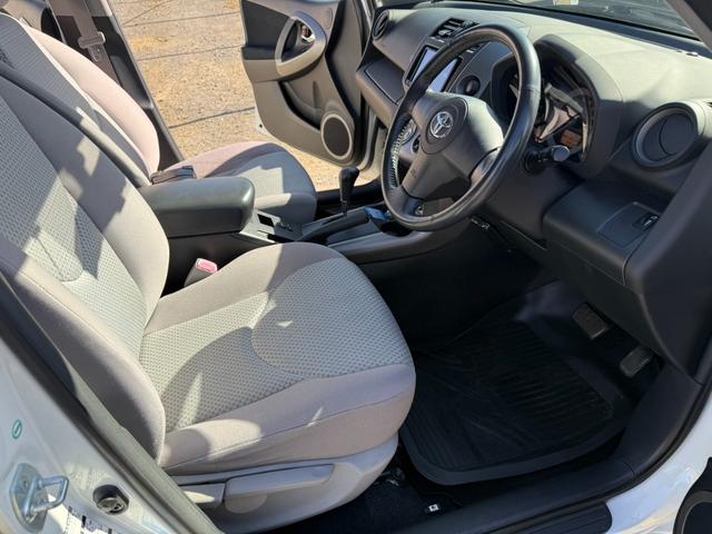 ＲＡＶ４ Ｘリミテッド　夏冬タイヤ　ナビバックカメラ　ＥＴＣ（23枚目）
