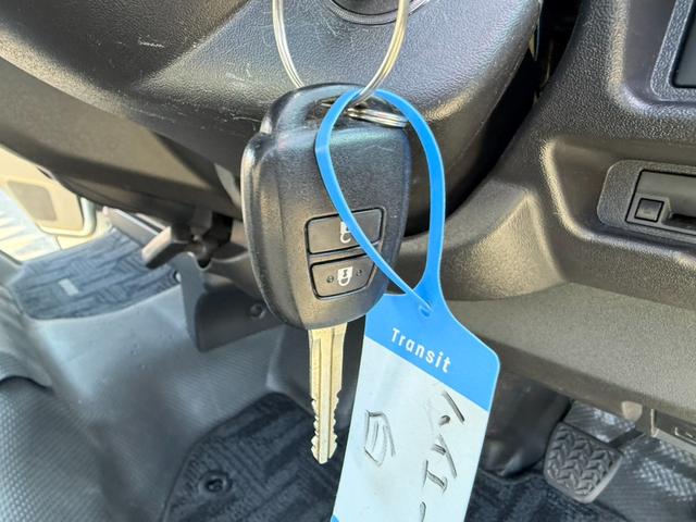 ハイエースワゴン DX ナビバックカメラ ドラレコ デジタルミラー ETC(14枚目)