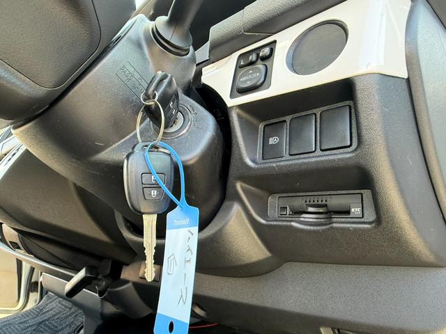 ハイエースワゴン DX ナビバックカメラ ドラレコ デジタルミラー ETC(20枚目)