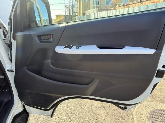 ハイエースワゴン DX ナビバックカメラ ドラレコ デジタルミラー ETC(24枚目)