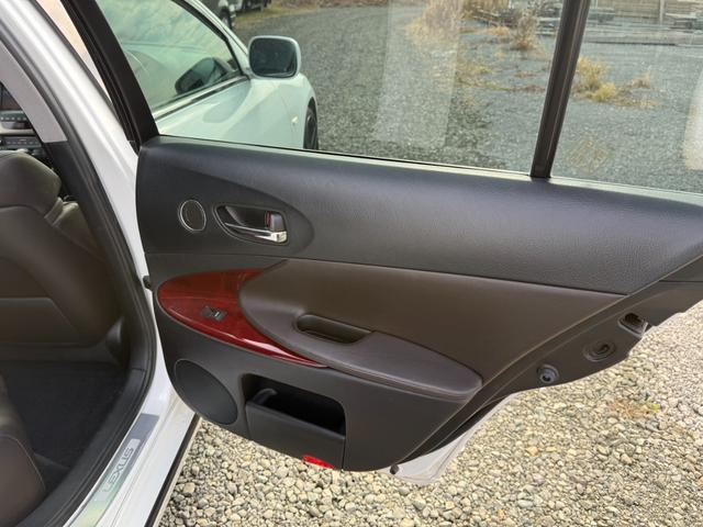 GS 夏冬タイヤ 社外20インチホイール ナビバックカメラ ETC サンルーフ(31枚目)