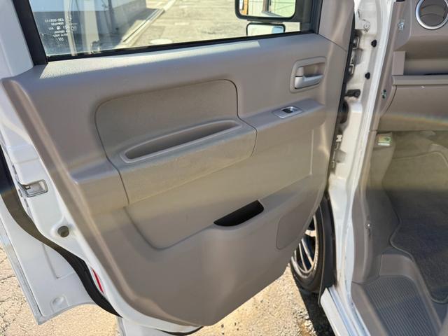 エブリイワゴン ＰＺターボスペシャル　ナビバックカメラ　両側パワースライドドア　電動サイドステップ　ヒッチメンバー　ルーフキャリア（23枚目）