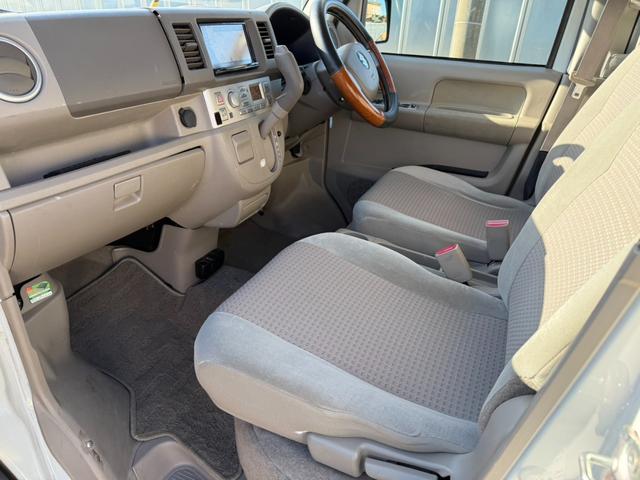 エブリイワゴン ＰＺターボスペシャル　ナビバックカメラ　両側パワースライドドア　電動サイドステップ　ヒッチメンバー　ルーフキャリア（25枚目）