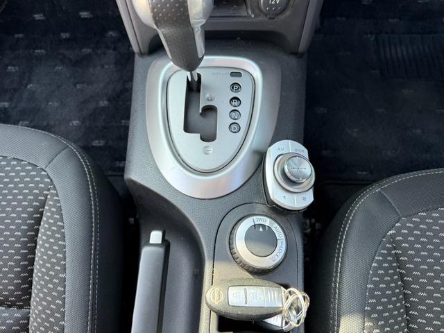 デュアリス 20G FOUR 夏冬タイヤ ナビバックカメラ ガラスサンルーフ(31枚目)