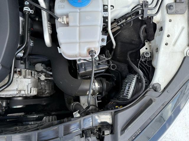 A7スポーツバック 2.0TFSIクワトロ 夏冬タイヤ 夏BBS20インチ ナビバックカメラ ETC ブレンボ 本革 パワーバックドア(26枚目)