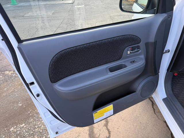 シエンタ 1.5ダイス ウェルC助手席リフトUP A 4WD 夏冬タイヤ(11枚目)