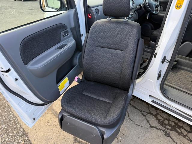 シエンタ 1.5ダイス ウェルC助手席リフトUP A 4WD 夏冬タイヤ(36枚目)