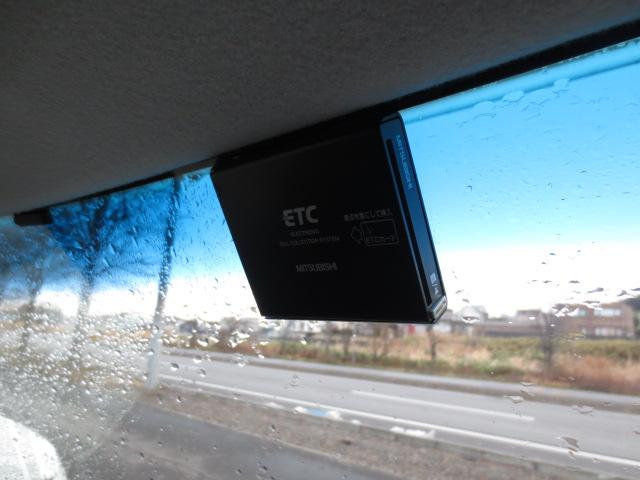 Ｎ－ＢＯＸカスタム Ｇ・Ｌパッケージ　４ＷＤ　走行５．８万ｋｍ　ＢＴ対応ナビ　ワンセグＴＶ　ＨＩＤヘッドライト　パワースライドドア　ＡＷ一式車載（18枚目）