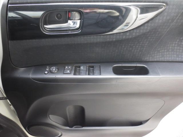 Ｎ－ＢＯＸカスタム Ｇ・Ｌパッケージ　４ＷＤ　走行５．８万ｋｍ　ＢＴ対応ナビ　ワンセグＴＶ　ＨＩＤヘッドライト　パワースライドドア　ＡＷ一式車載（25枚目）