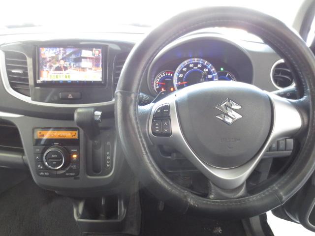 ワゴンＲスティングレー Ｔ　４ＷＤ　走行４．６万ｋｍ　ナビＴＶ　バックカメラ　パドルシフト（9枚目）