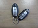 純正スマートキー２本付属しています。