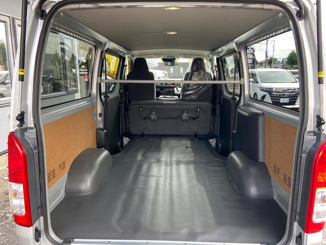 ハイエースバン ＤＸ　ＧＬパッケージ　４ＷＤ　ディーゼル　ＬＥＤヘッドライト　イージークローザー（12枚目）