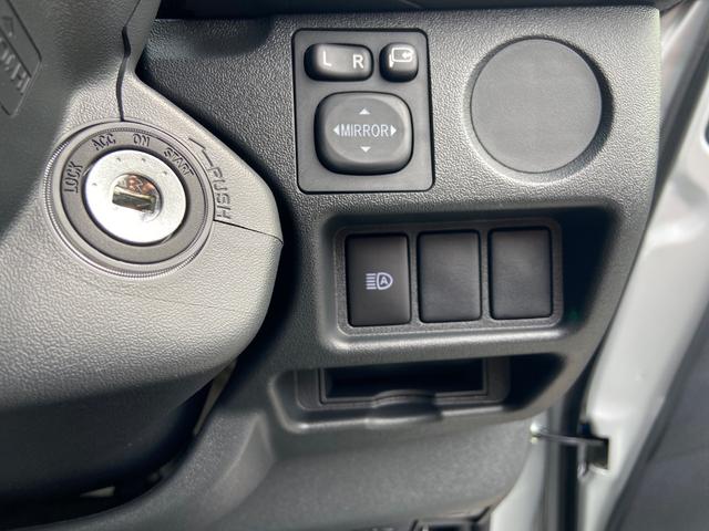 ハイエースバン ＤＸ　ＧＬパッケージ　４ＷＤ　ディーゼル　ＬＥＤヘッドライト　イージークローザー（18枚目）