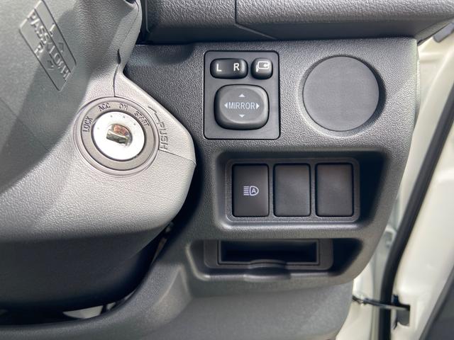 ハイエースバン ＤＸ　ＧＬパッケージ　４ＷＤ　バックカメラ　ＬＥＤヘッドライト　リアヒーター　イージークローザー（18枚目）